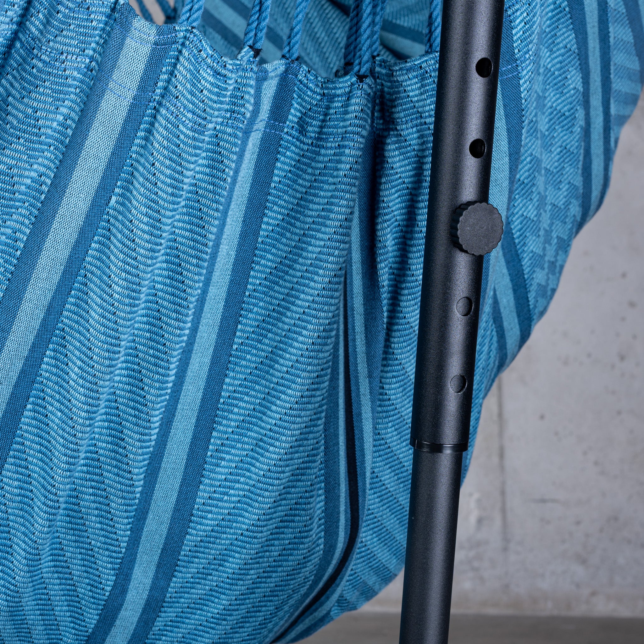la-siesta-fiji-organic-blue-zebra-poltrona-sospesa-comfort-con-supporto-acciaio image 3